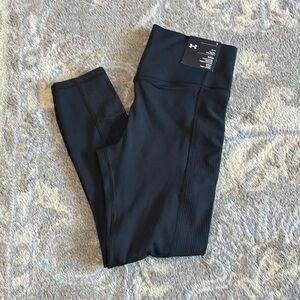 Under Armour fitted high rise ankle leggings